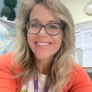 Meet your Posher, Lindsey